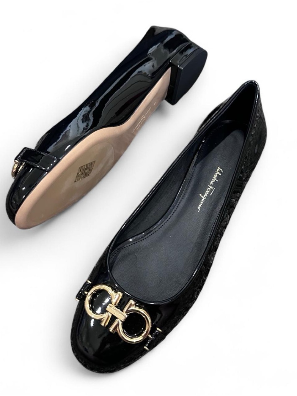 NWT Salvatore Ferragamo Garda Patent Leather Gancini Flats Black Size 9 - Picture 2 of 8
